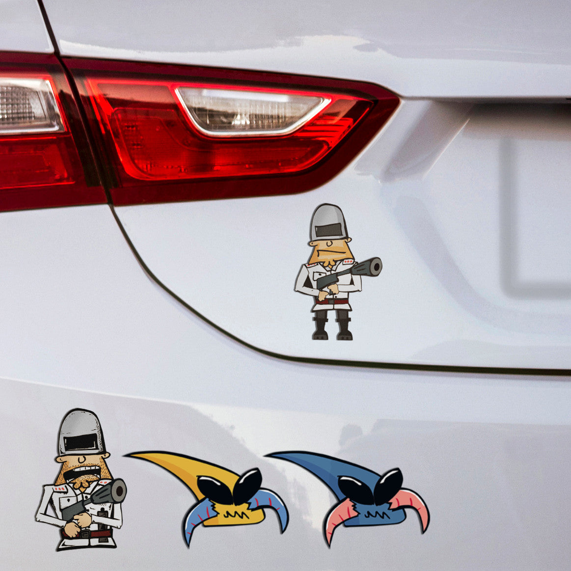 Magnes na samochód + 3 duże naklejki gratis