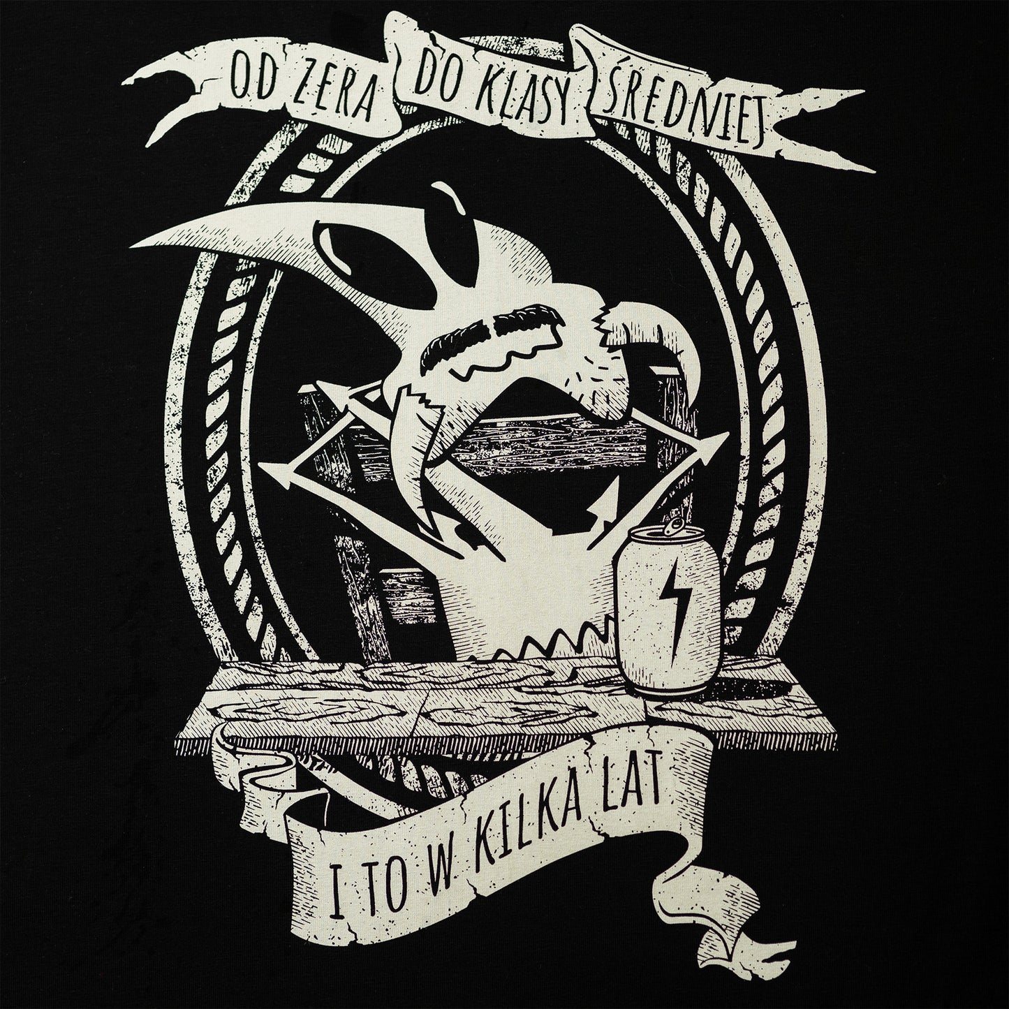 Koszulka czarna – od zera do klasy średniej